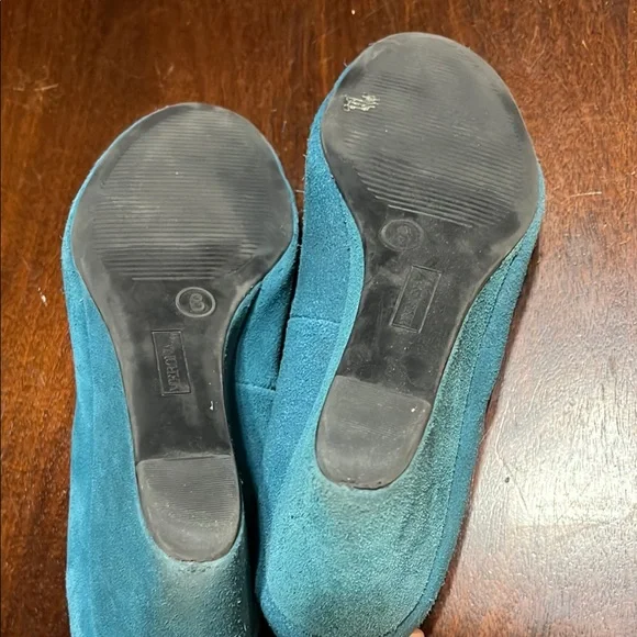 Merona Blue Wedge Shoes with Suede Finish - Picture 7 of 7